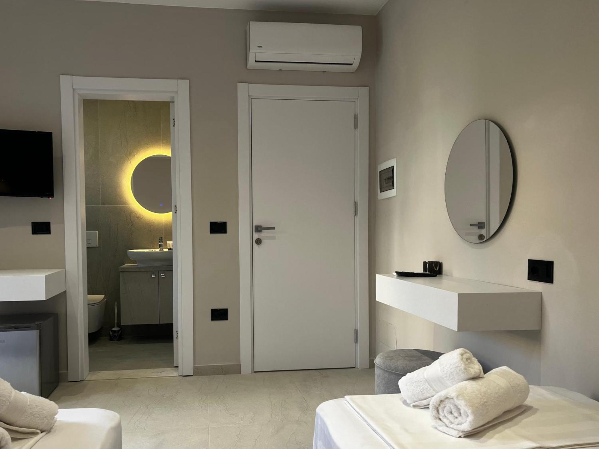 Lian'S Rooms Vlorë Extérieur photo